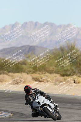 media/Nov-16-2025-Race Pace (Sun) [[8c5fa54630]]/Non Verified Riders (1st 20 Minutes)/2-Turn 10 (1010am)/